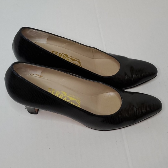 Salvatore Ferragamo Black Pump Heels - Picture 2 of 4